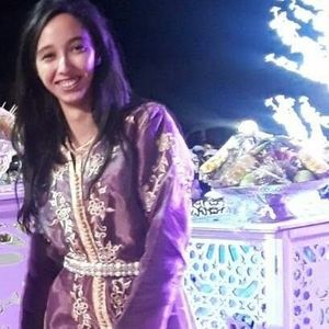 Meet your Posher, Oumaima